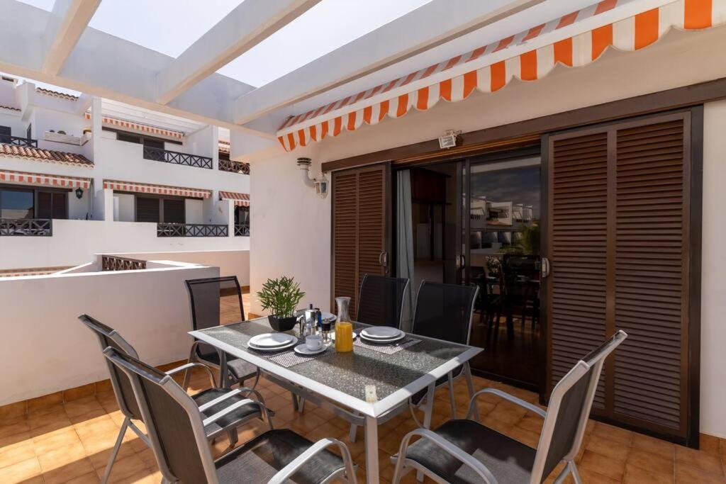 Apartamento con 2 terrazas en Los Cristianos Los Cristianos  Exterior foto