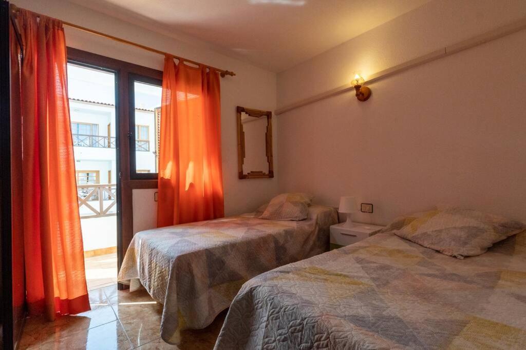 Apartamento con 2 terrazas en Los Cristianos Los Cristianos  Exterior foto