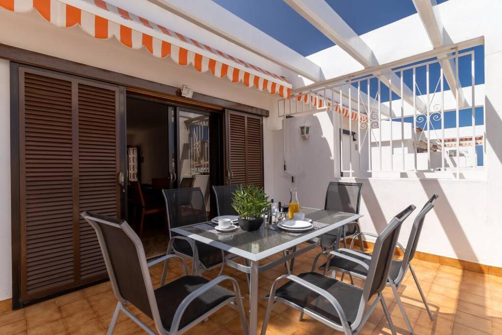Apartamento con 2 terrazas en Los Cristianos Los Cristianos  Exterior foto