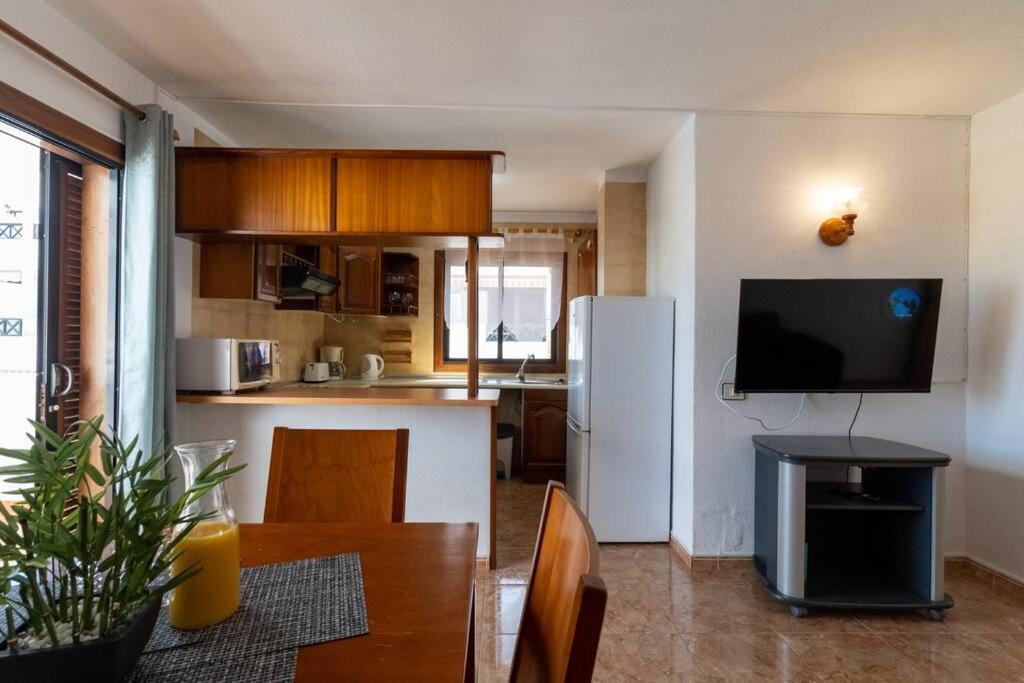 Apartamento con 2 terrazas en Los Cristianos Los Cristianos  Exterior foto