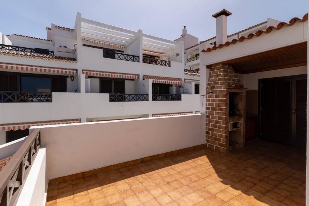 Apartamento con 2 terrazas en Los Cristianos Los Cristianos  Exterior foto